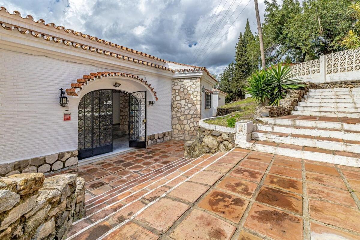 Luxury With Tennis & Pool * Málaga