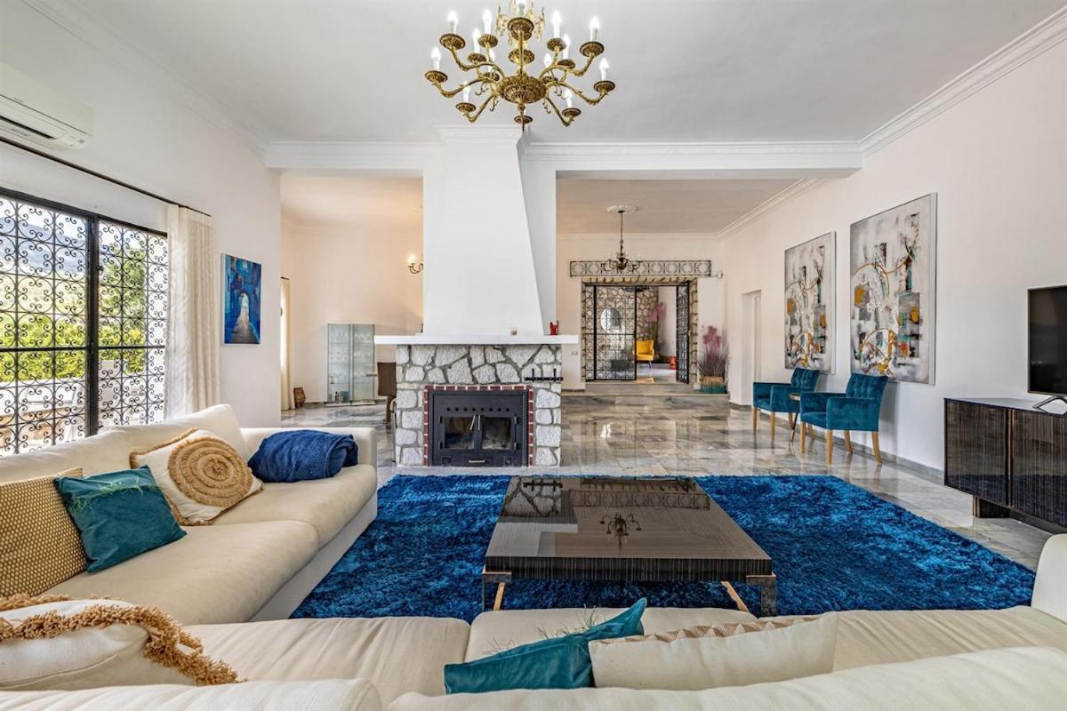 Luxury With Tennis & Pool Villa Málaga